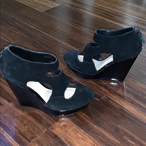[ MRKT.] WEDGE HEELS